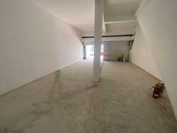 Super busy amk central shop | near mrt | avail soon  (D20), Shop House #530720161